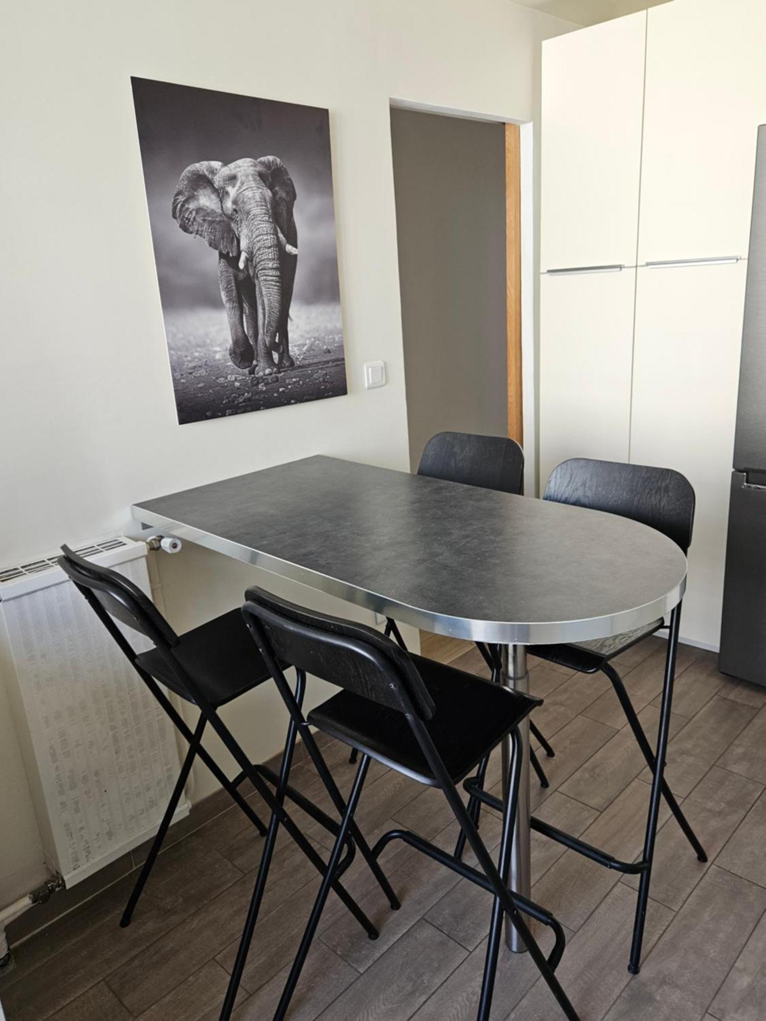 Chambre En Colocation Fille, Proche Mer, Climatisation Tolone Esterno foto