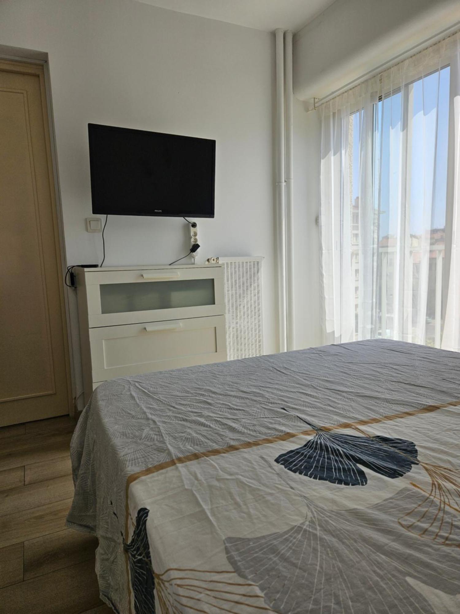 Chambre En Colocation Fille, Proche Mer, Climatisation Tolone Esterno foto