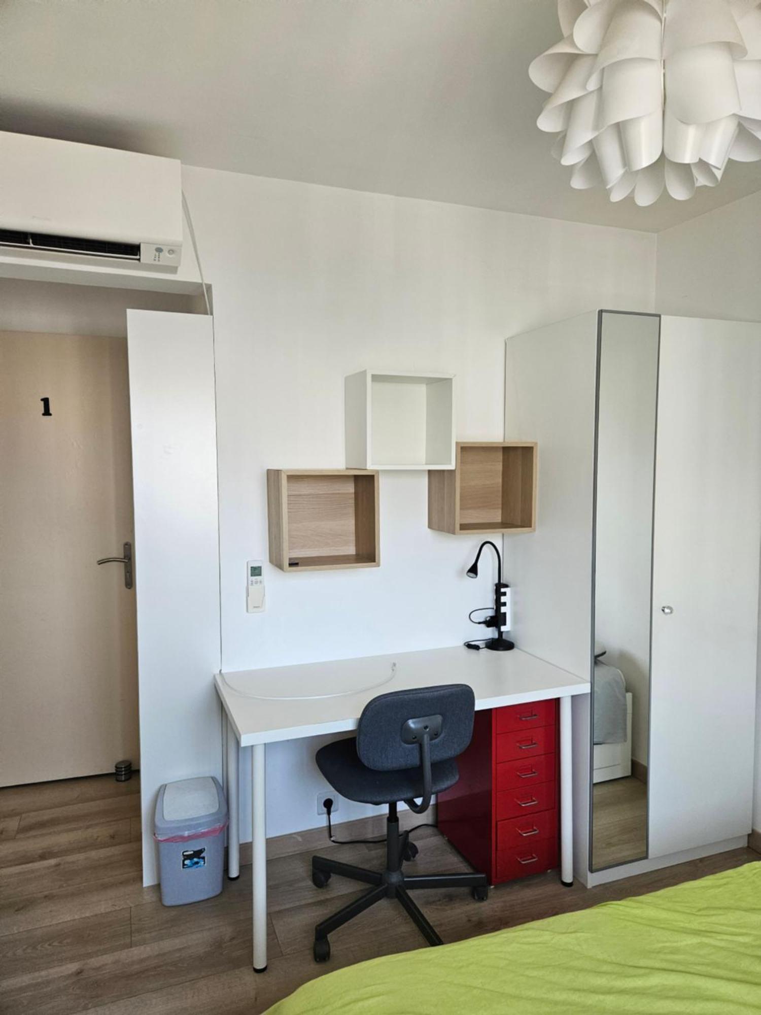 Chambre En Colocation Fille, Proche Mer, Climatisation Tolone Esterno foto
