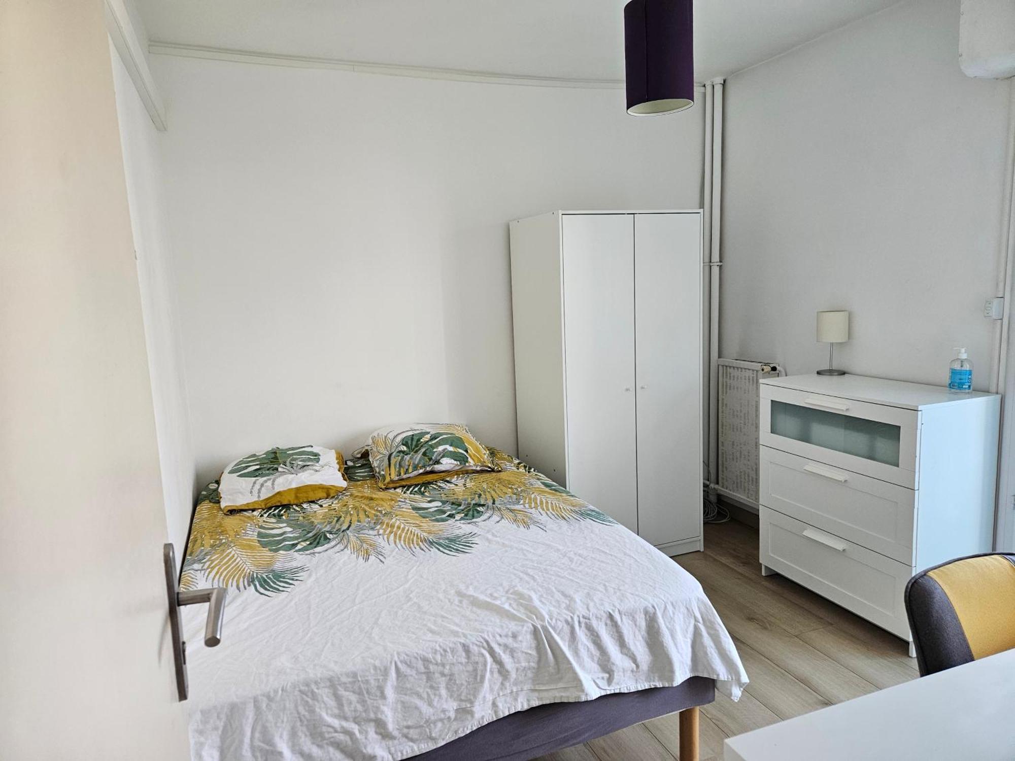 Chambre En Colocation Fille, Proche Mer, Climatisation Tolone Esterno foto