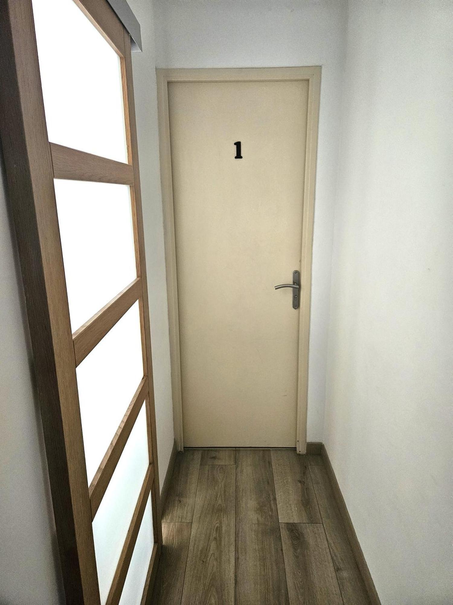Chambre En Colocation Fille, Proche Mer, Climatisation Tolone Esterno foto