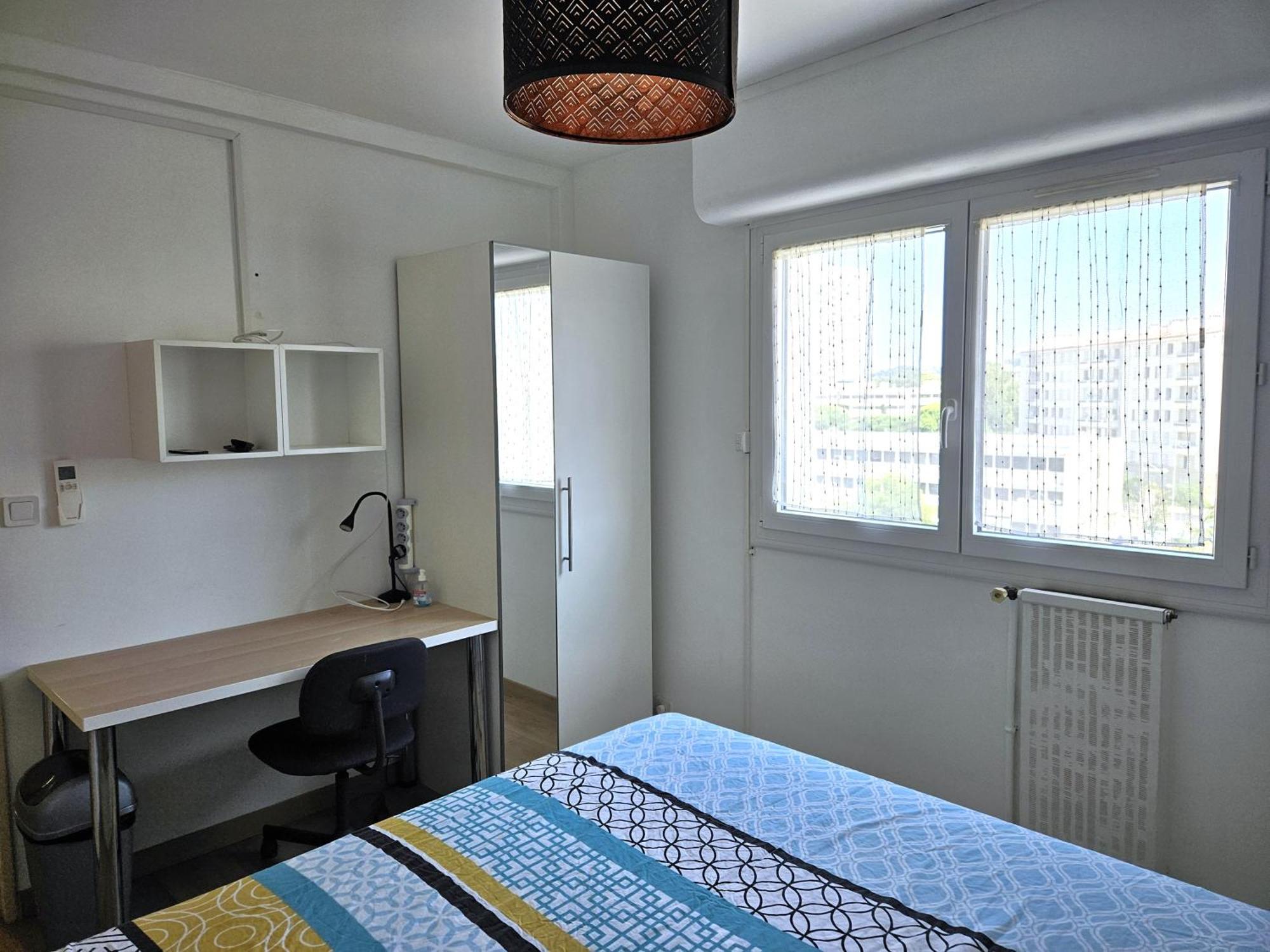 Chambre En Colocation Fille, Proche Mer, Climatisation Tolone Esterno foto